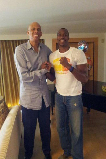 马刺主帅：NBA比赛很漫长，别让无法控制的事情影响下个回合（马刺教练：NBA比赛很长，别让不可控因素左右下一回合）