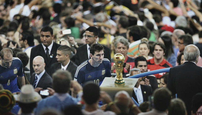 湖人詹姆斯全场30+球队获胜（詹姆斯砍下30+助湖人取胜）