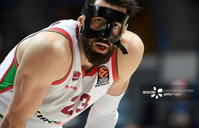 杰明成篮网队史近三年单场得分最高的新秀球员（杰明加冕篮网近三年新秀单场得分纪录保持者）