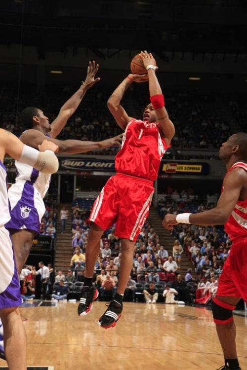 港队本月亚洲杯预选赛大名单：陈晋一领衔中超、中甲8将入选（港足公布本月亚洲杯预选赛名单：陈晋一领衔，8名中超中甲球员入选）