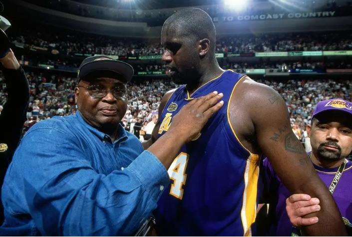 侠记：莫兰特喷35岁克莱是废物，可26岁的他命中率35+16（侠记：莫兰特嘲讽35岁克莱是废物，然而他26岁时命中率也就35+16）