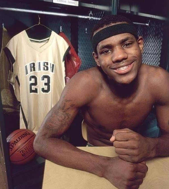 NBA杯半场：凯尔登13分，东契奇24分&詹姆斯12+8，马刺70-58领先湖人（NBA杯半场速报：凯尔登13分，东契奇轰24分，詹姆斯12分8板，马刺70-58暂压湖人）